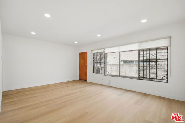 919 S Sherbourne Drive 1, Los Angeles, CA 90035