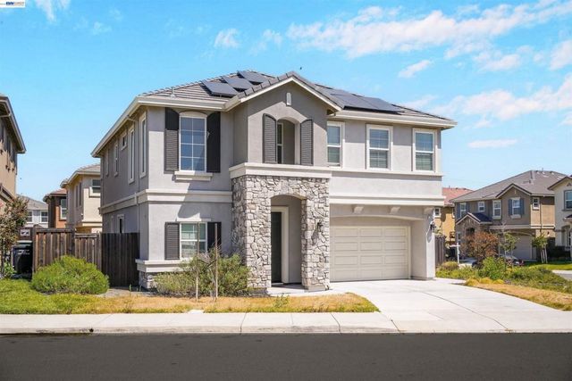 3001 Aragon Dr, Pittsburg, CA 94565