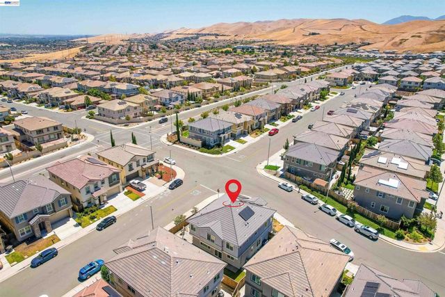 3001 Aragon Dr, Pittsburg, CA 94565