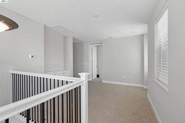 3001 Aragon Dr, Pittsburg, CA 94565