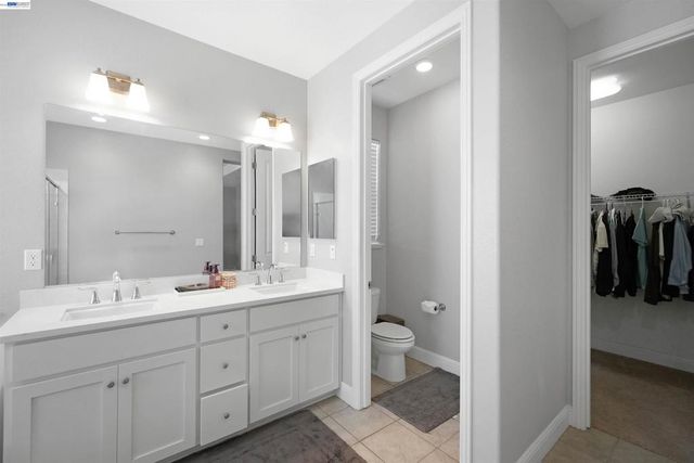 3001 Aragon Dr, Pittsburg, CA 94565