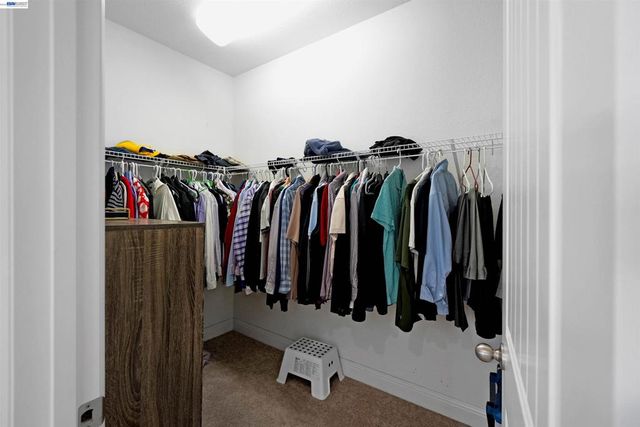3001 Aragon Dr, Pittsburg, CA 94565