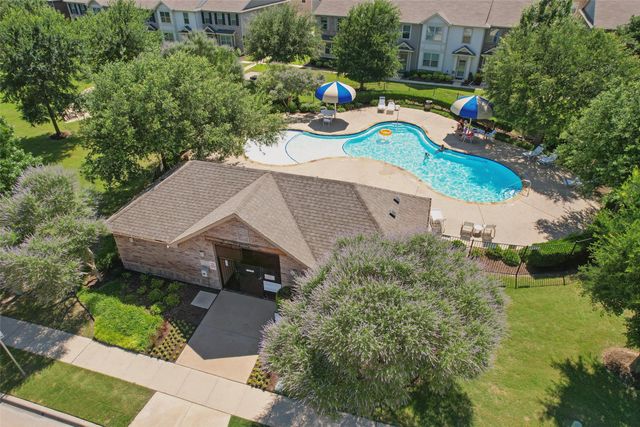 2932 Peyton Brook Drive, Fort Worth, TX 76137