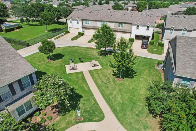 2932 Peyton Brook Drive, Fort Worth, TX 76137
