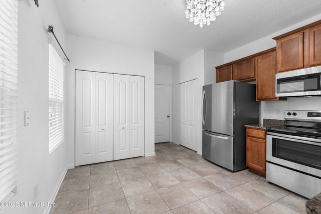 446 SERVIA Drive, Jacksonville, FL 32259