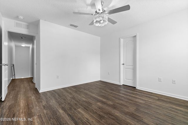 446 SERVIA Drive, Jacksonville, FL 32259