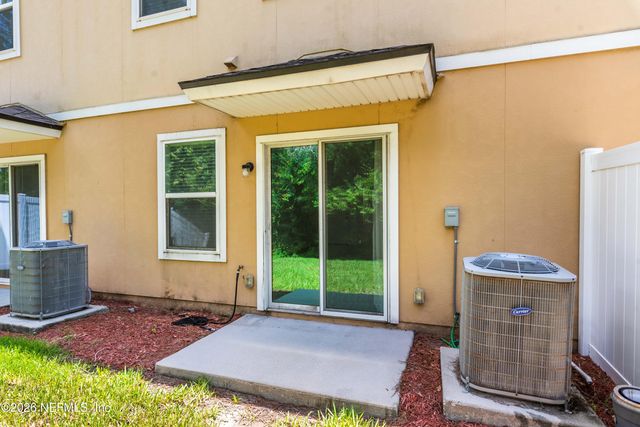 446 SERVIA Drive, Jacksonville, FL 32259
