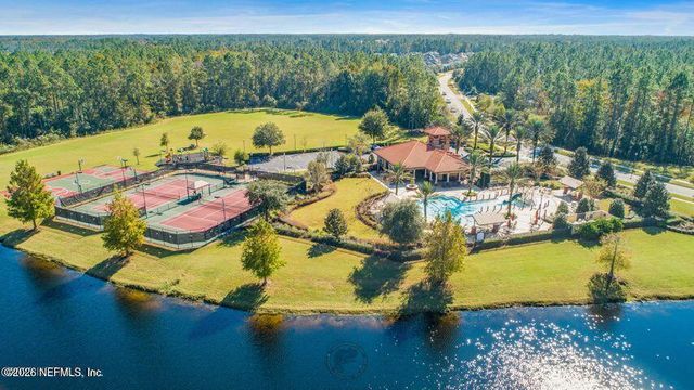 446 SERVIA Drive, Jacksonville, FL 32259