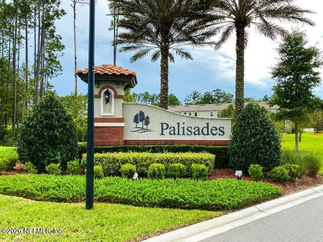 446 SERVIA Drive, Jacksonville, FL 32259