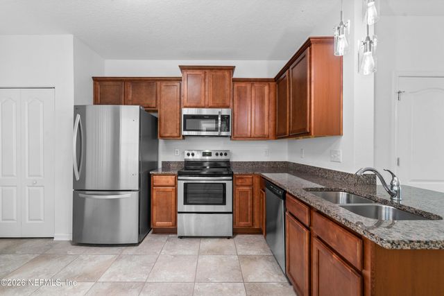 446 SERVIA Drive, Jacksonville, FL 32259