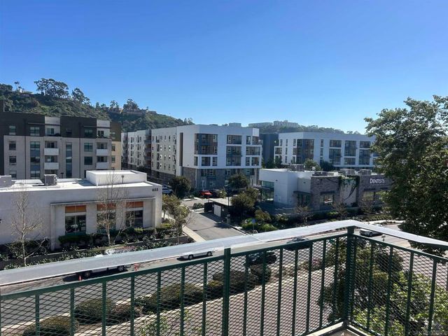 640 Camino De La Reina 1405, San Diego, CA 92108