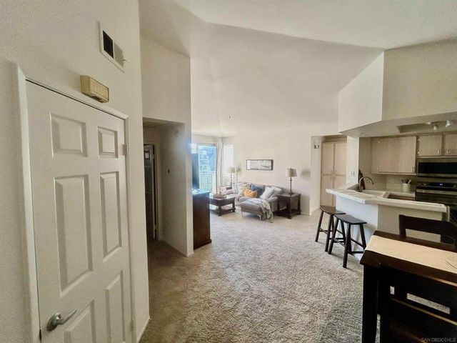 640 Camino De La Reina 1405, San Diego, CA 92108