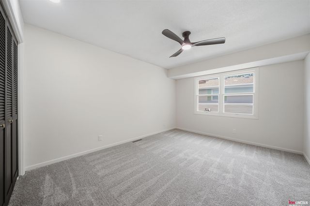 4508 Hallcliffe Road, Lincoln, NE 68516