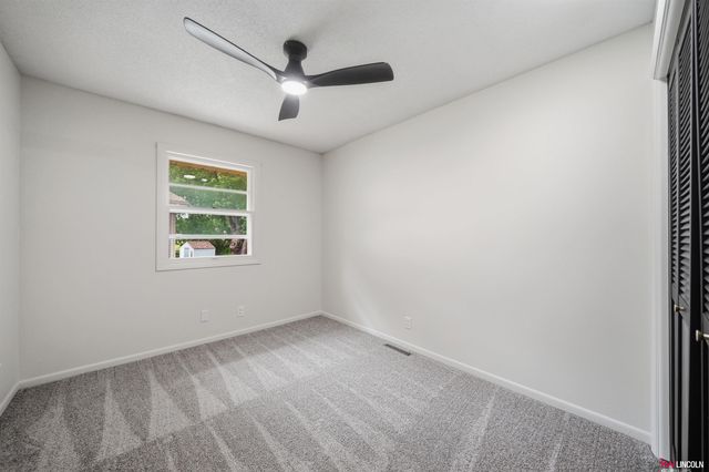 4508 Hallcliffe Road, Lincoln, NE 68516
