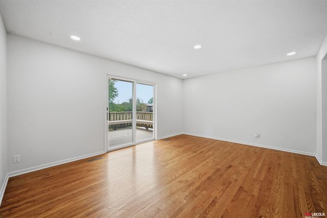 4508 Hallcliffe Road, Lincoln, NE 68516