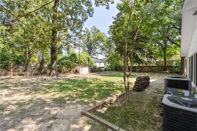 1705 Elm Street, Van Buren, AR 72956