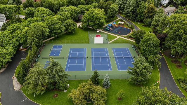 20 Milford Court, Nanuet, NY 10954