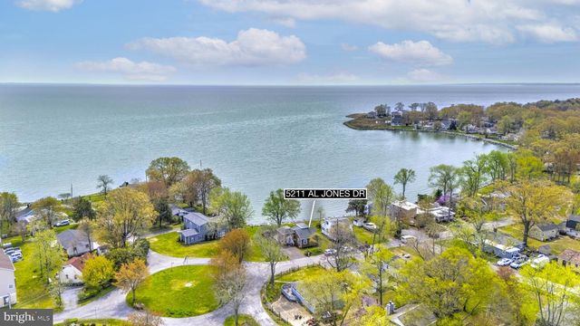 5211 AL JONES DR, Shady Side, MD 20764