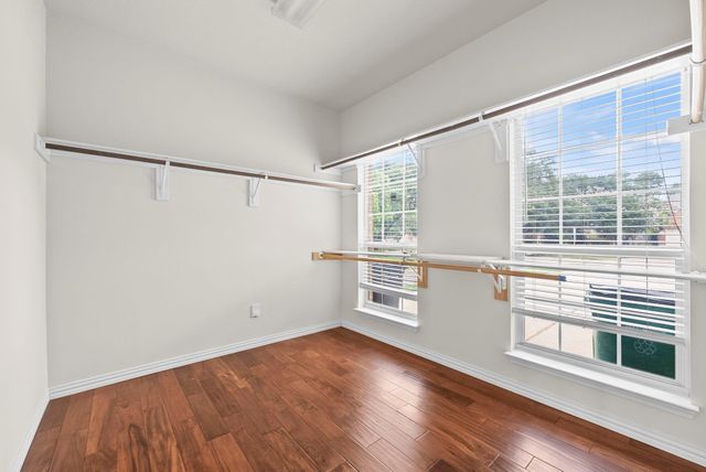 5526 Darschelle Drive, Houston, TX 77069