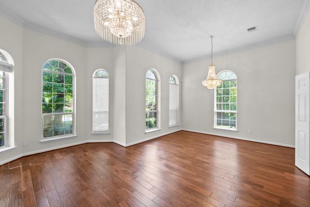 5526 Darschelle Drive, Houston, TX 77069