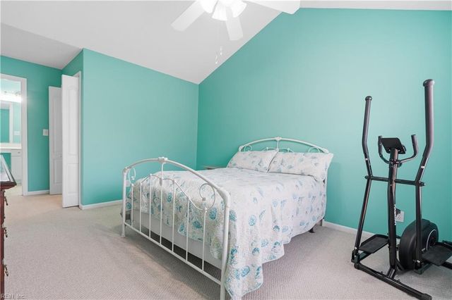 2301 Old Greenbrier RD, Chesapeake, VA 23325