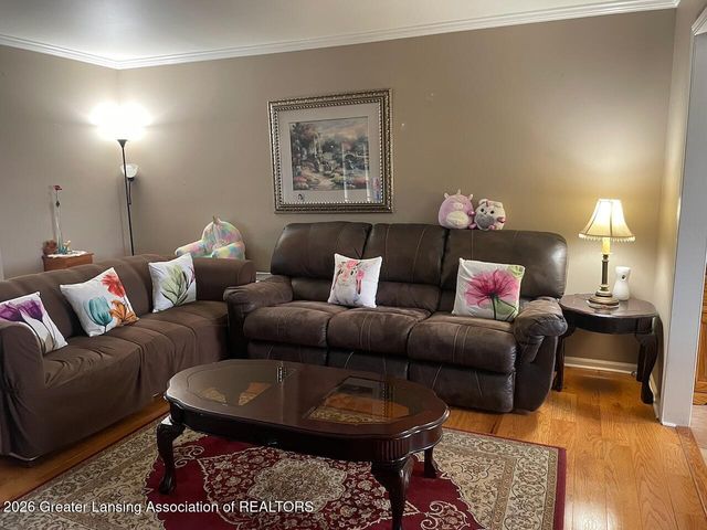 808 Church Street, Fowlerville, MI 48836