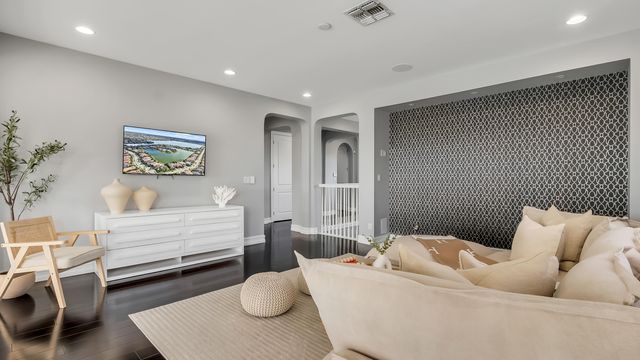 9040 W Watercrest Cir Circle W, Parkland, FL 33076