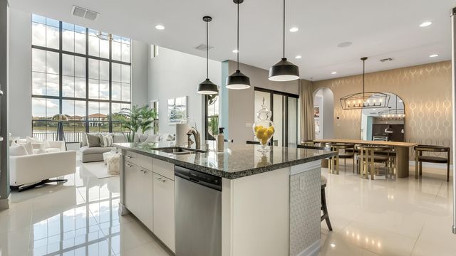 9040 W Watercrest Cir Circle W, Parkland, FL 33076