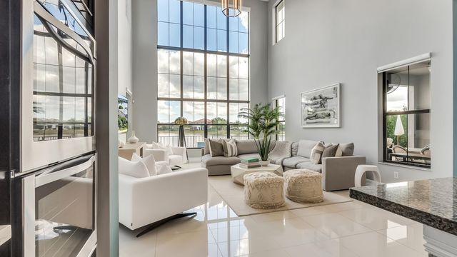 9040 W Watercrest Cir Circle W, Parkland, FL 33076