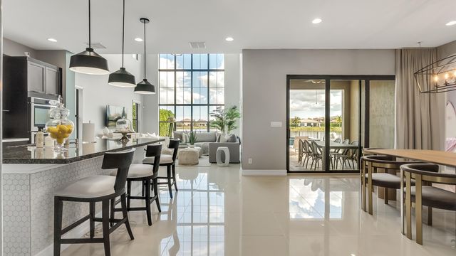 9040 W Watercrest Cir Circle W, Parkland, FL 33076