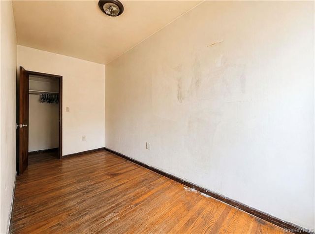 104 Albany Avenue, Brooklyn, NY 11213