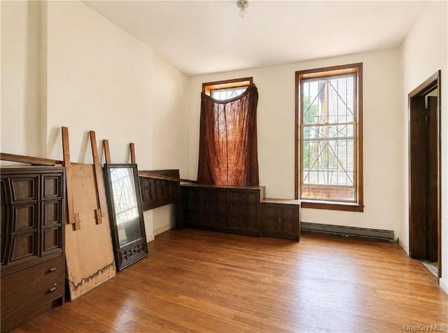 104 Albany Avenue, Brooklyn, NY 11213