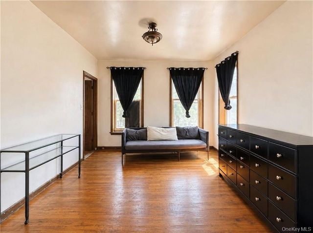 104 Albany Avenue, Brooklyn, NY 11213