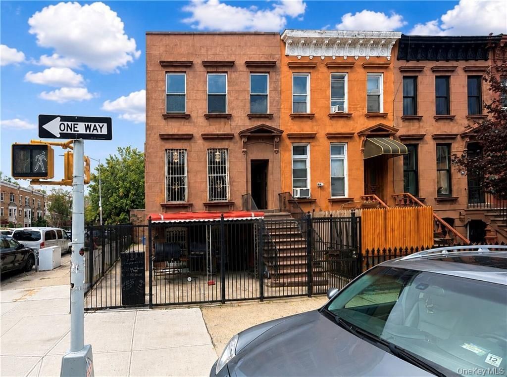104 Albany Avenue, Brooklyn, NY 11213 — exterior