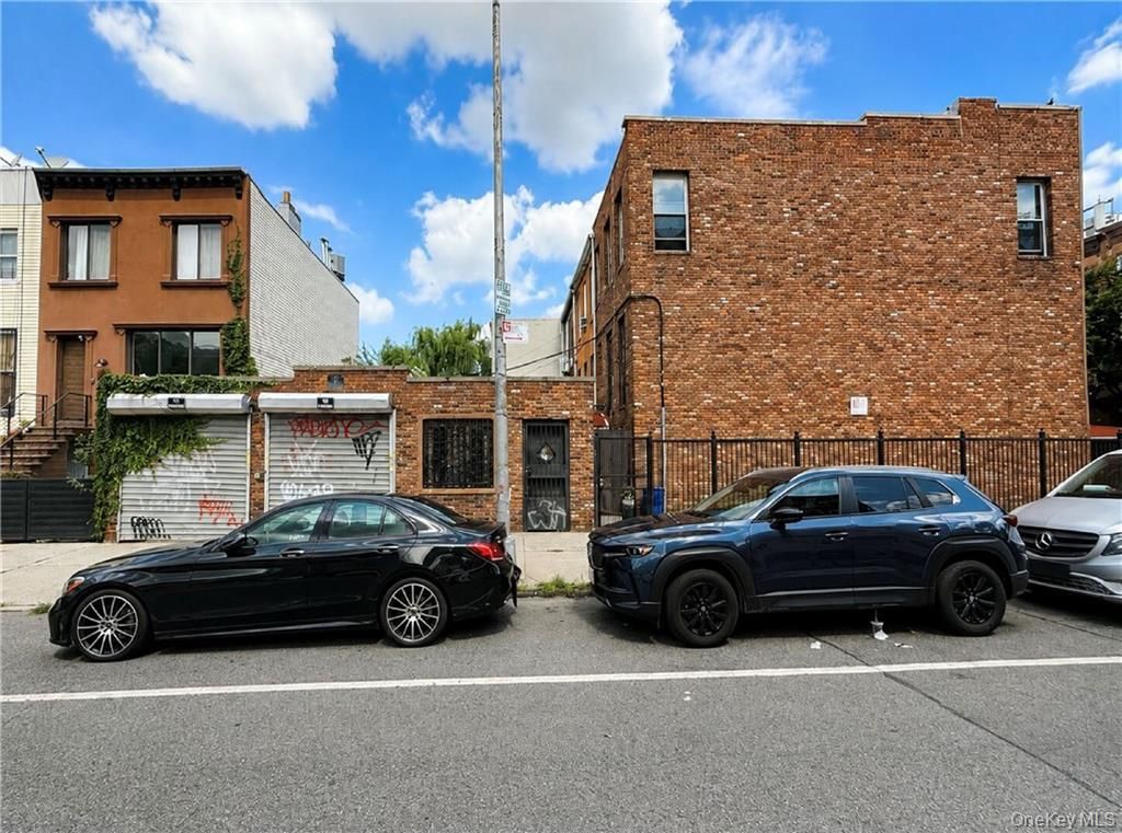 104 Albany Avenue, Brooklyn, NY 11213 — photo 2