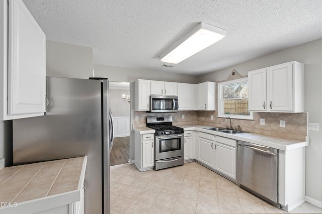 301 Siena Drive, Wake Forest, NC 27587