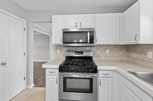 301 Siena Drive, Wake Forest, NC 27587