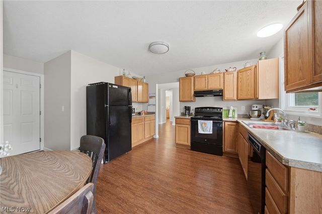 11318-11320 Mantua Center Road, Mantua, OH 44255