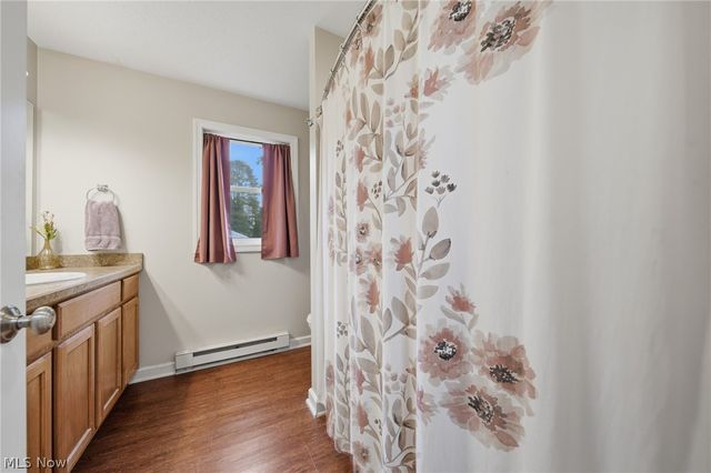 11318-11320 Mantua Center Road, Mantua, OH 44255