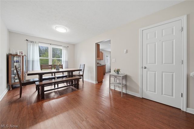 11318-11320 Mantua Center Road, Mantua, OH 44255