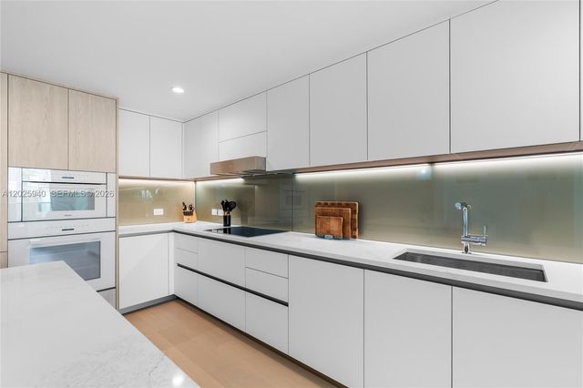 9221 E Bay Harbor Drive 408, Bay Harbor Islands, FL 33154