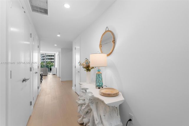 9221 E Bay Harbor Drive 408, Bay Harbor Islands, FL 33154