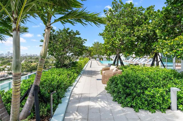 9221 E Bay Harbor Drive 408, Bay Harbor Islands, FL 33154