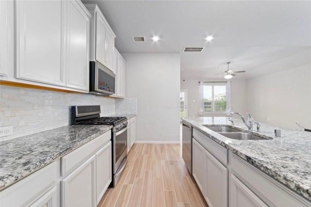 1804 Ithaca Grove Lane, Pearland, TX 77089