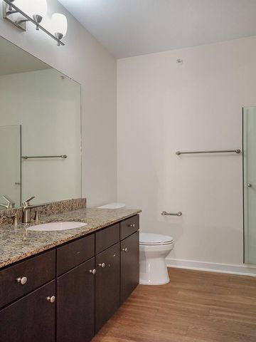 1900 Barton Springs RD 4013, Austin, TX 78704