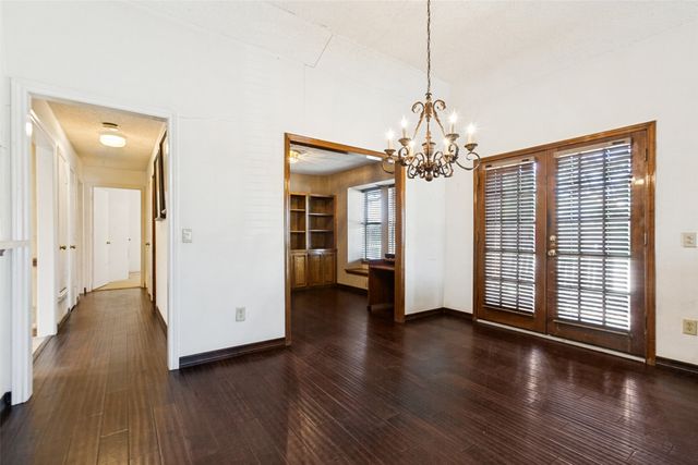 2901 Big Oaks Drive, Garland, TX 75044