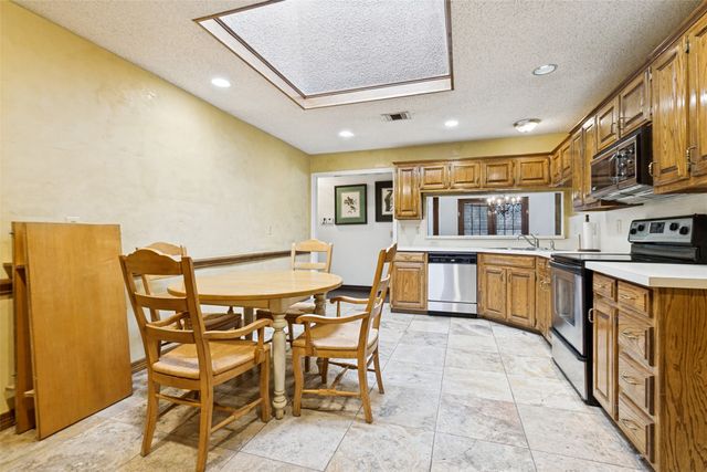 2901 Big Oaks Drive, Garland, TX 75044