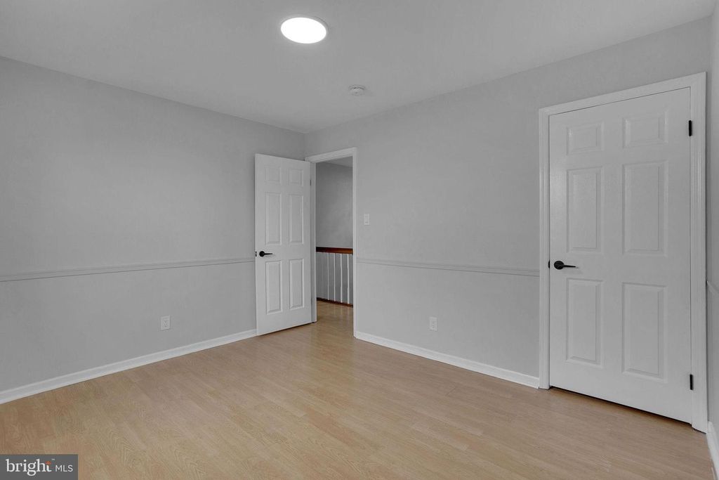 Image 20 of property listing at 504 LONGSTONE DR, Cherry Hill, NJ 08003