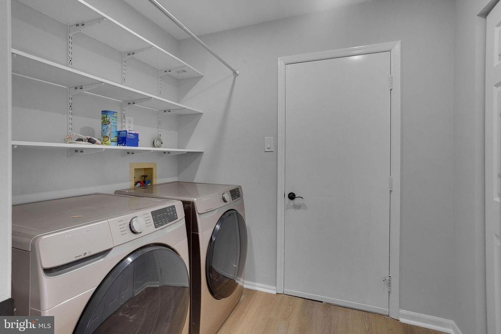 Image 31 of property listing at 504 LONGSTONE DR, Cherry Hill, NJ 08003