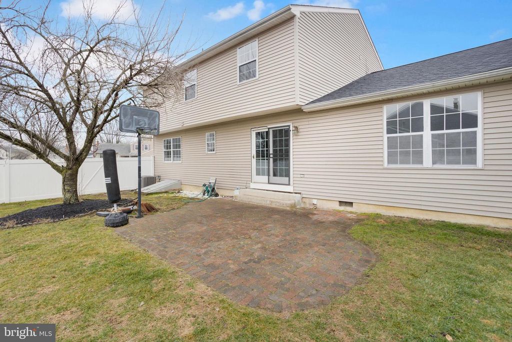 Image 38 of property listing at 504 LONGSTONE DR, Cherry Hill, NJ 08003